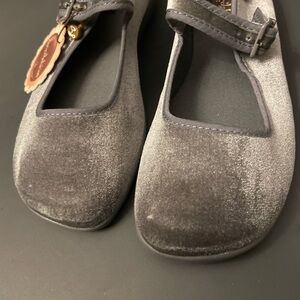 Hot Chocolate Design Women’s Mary Janes Flats